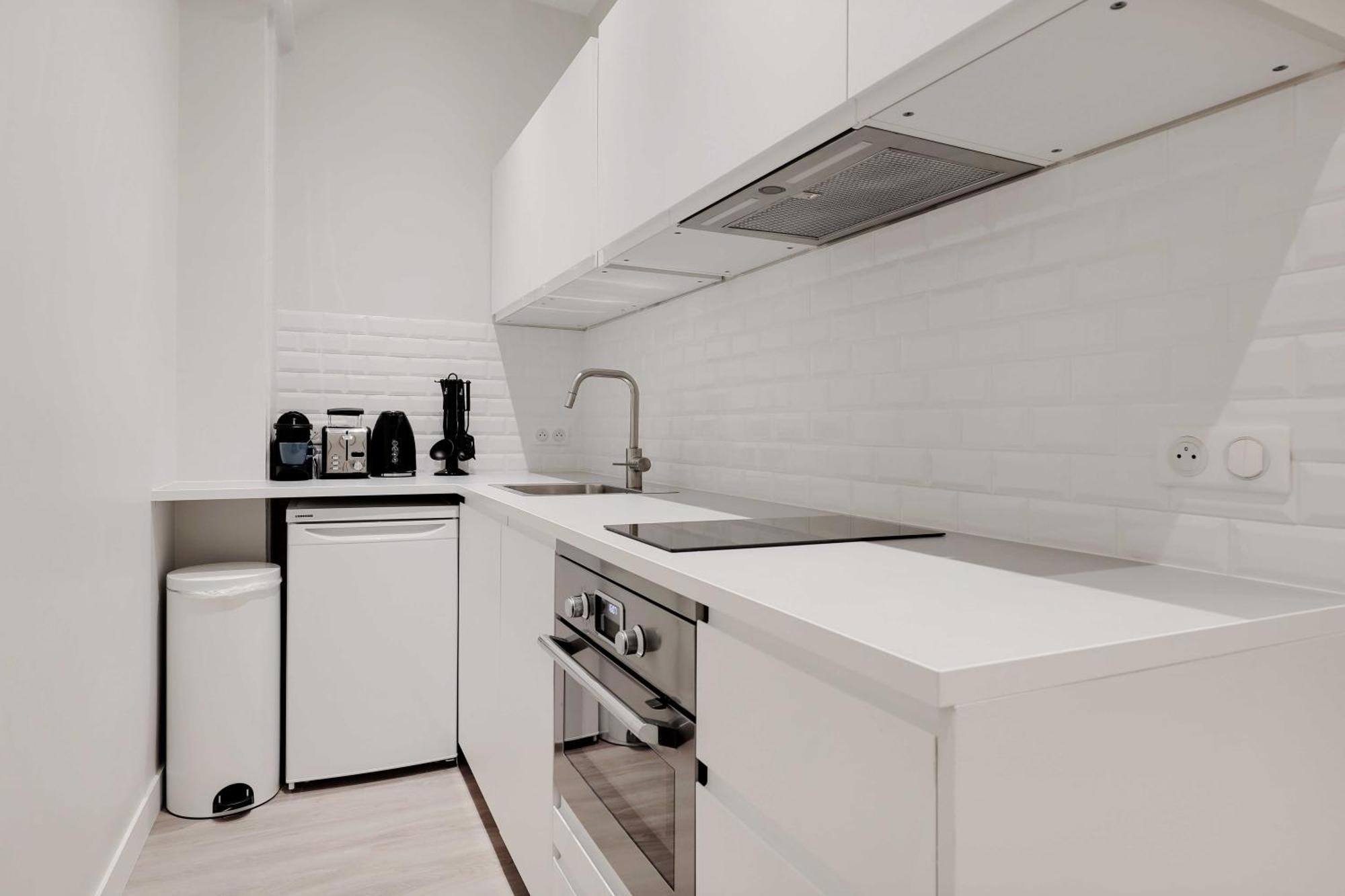 Modern Apartment 1Br- 4P Le Marais Quarter Париж Екстериор снимка